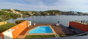 Apartamento na praia em Condomínio
